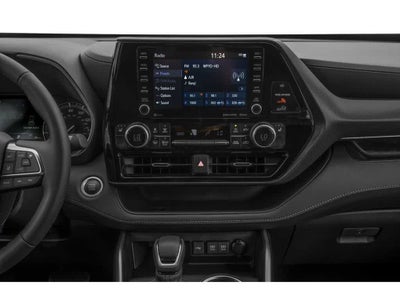 2022 Toyota Highlander XLE FWD