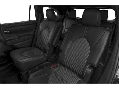 2022 Toyota Highlander XLE FWD