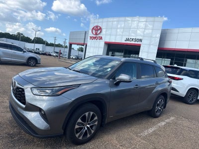 2026 Toyota Highlander Hybrid XLE AWD
