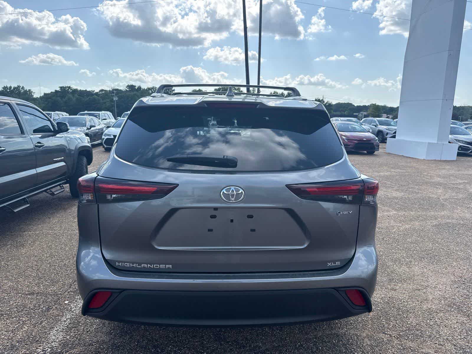 2026 Toyota Highlander Hybrid XLE AWD