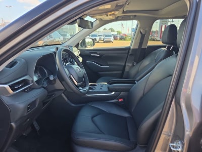 2026 Toyota Highlander Hybrid XLE AWD
