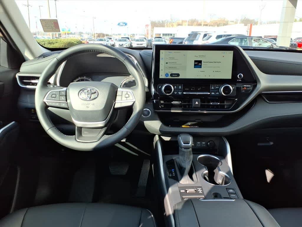 2026 Toyota Highlander XLE AWD