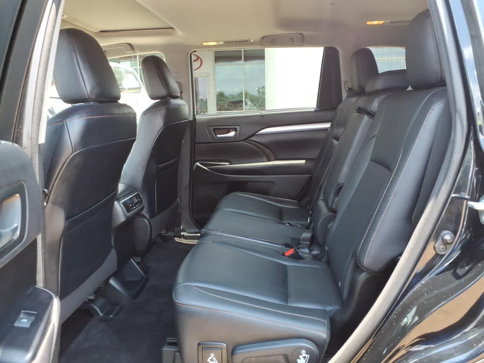 2016 Toyota Highlander FWD 4dr V6 XLE