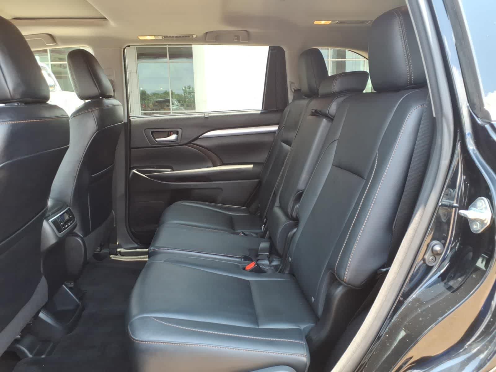 2016 Toyota Highlander FWD 4dr V6 XLE