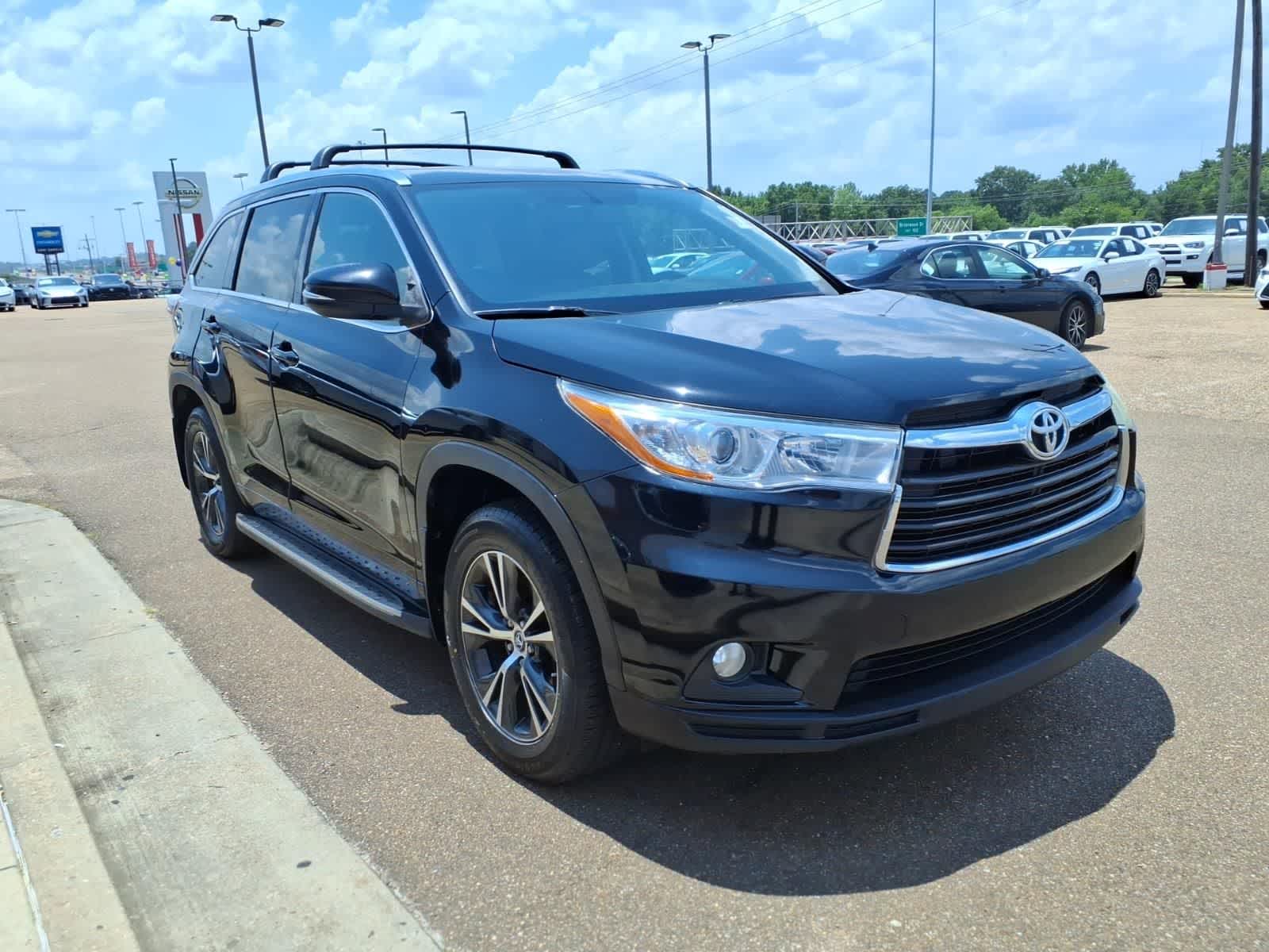2016 Toyota Highlander FWD 4dr V6 XLE