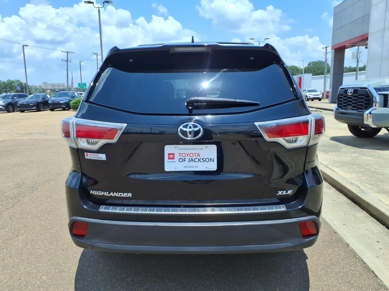 2016 Toyota Highlander FWD 4dr V6 XLE