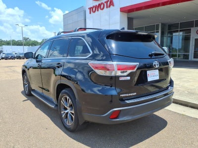 2016 Toyota Highlander FWD 4dr V6 XLE