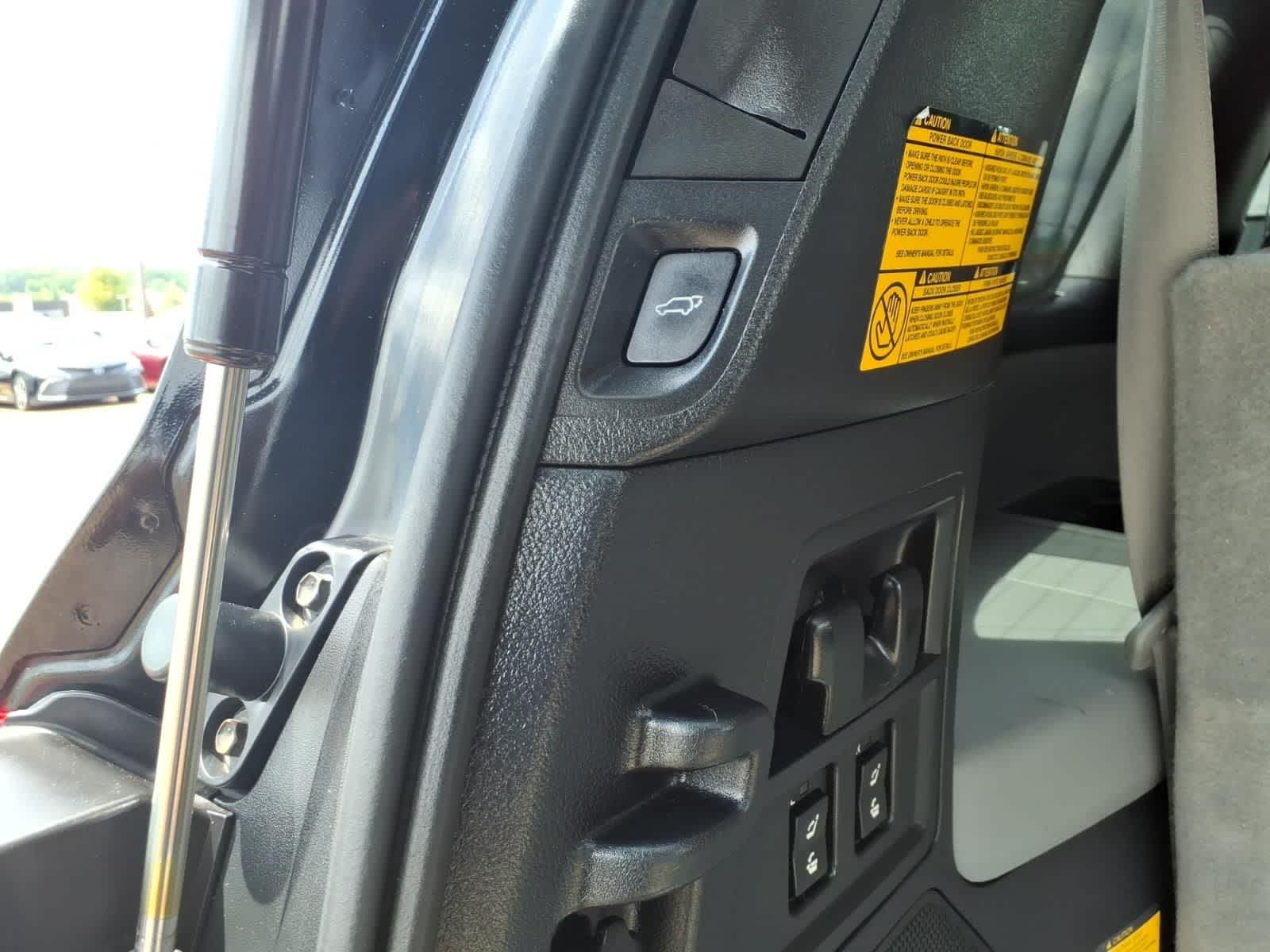 2014 Toyota Sequoia RWD 5.7L Limited
