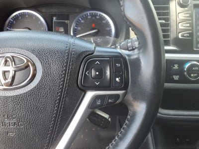 2019 Toyota Highlander SE V6 FWD