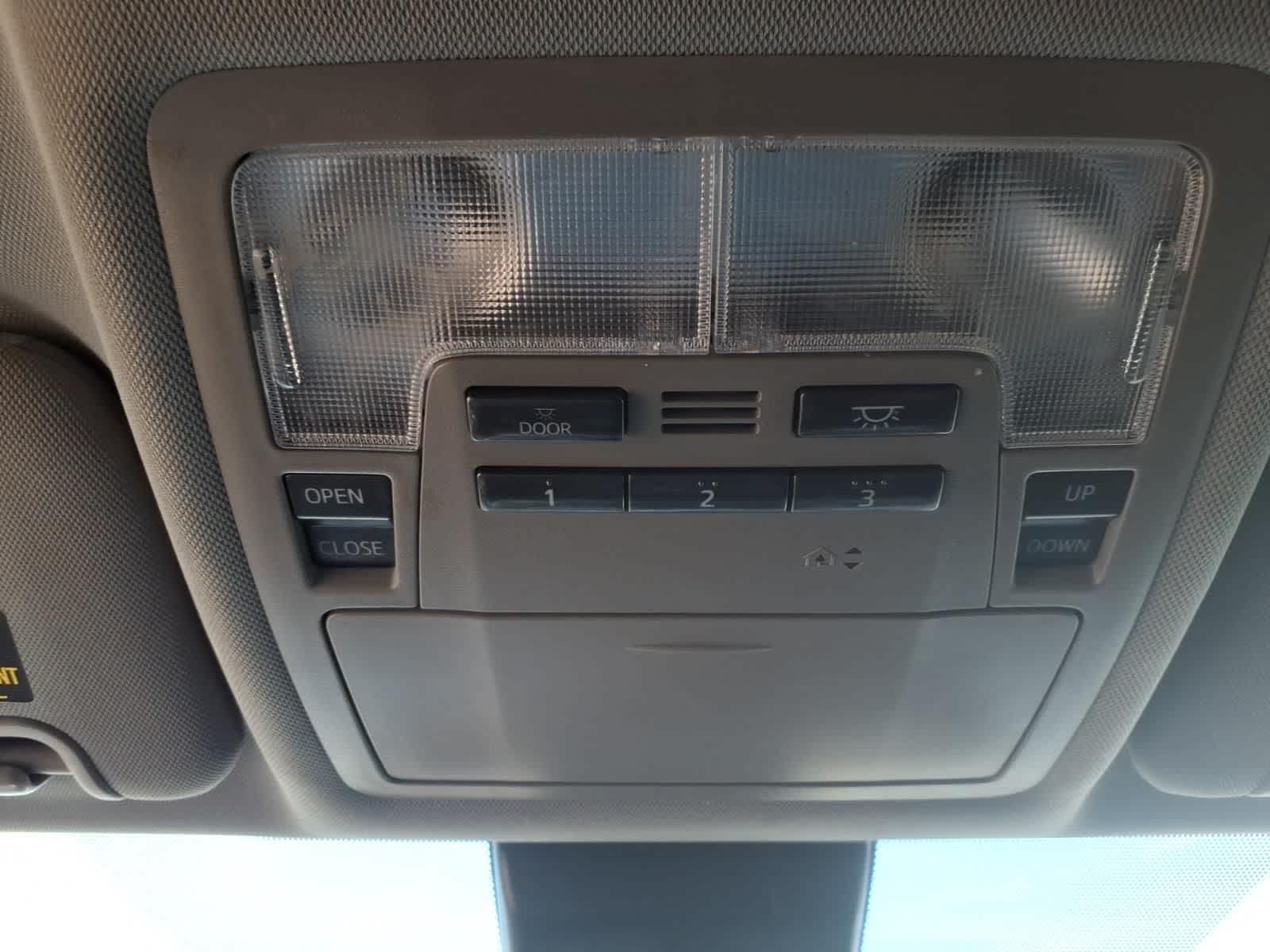 2019 Toyota Highlander SE V6 FWD