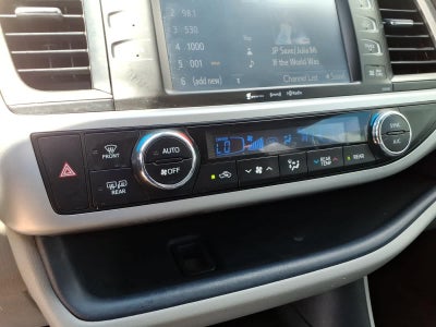 2019 Toyota Highlander XLE V6 FWD