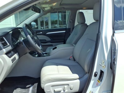 2019 Toyota Highlander XLE V6 FWD