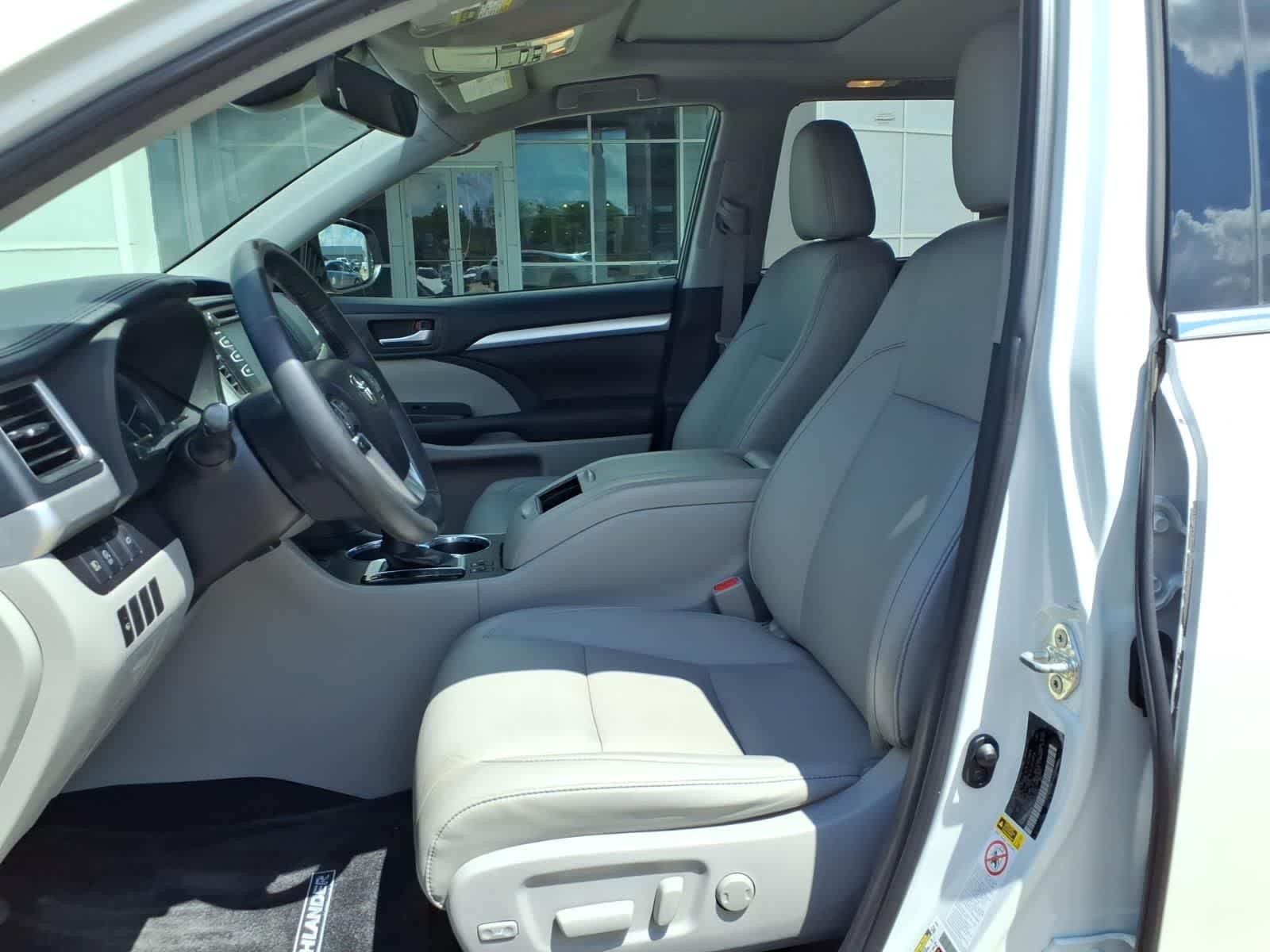 2019 Toyota Highlander XLE V6 FWD