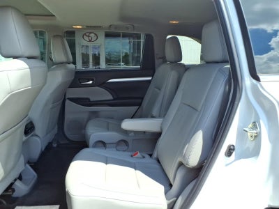 2019 Toyota Highlander XLE V6 FWD
