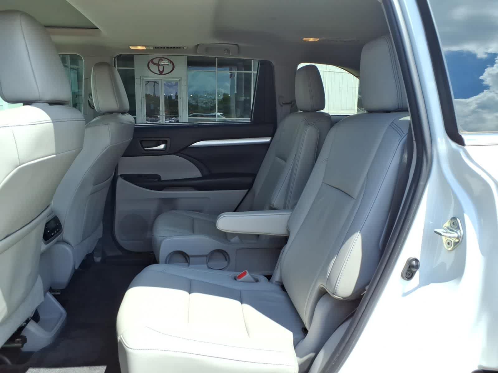 2019 Toyota Highlander XLE V6 FWD