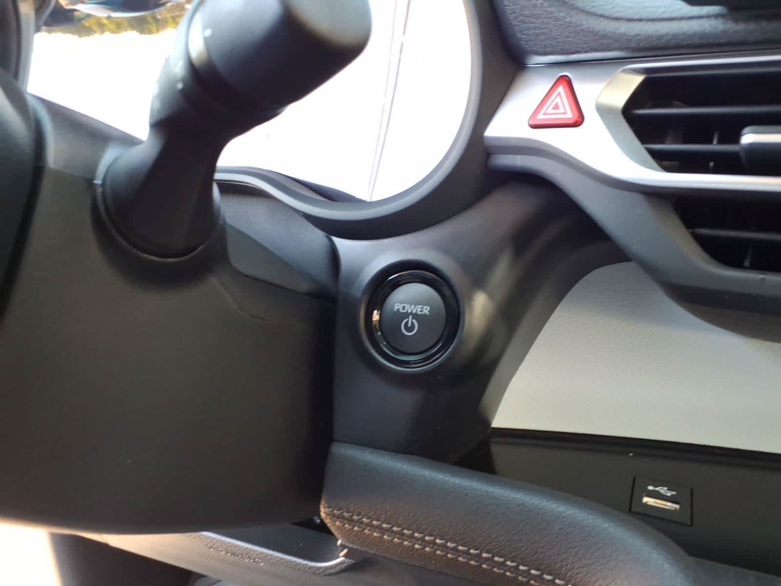 2026 Toyota Sienna XLE FWD 8-Passenger