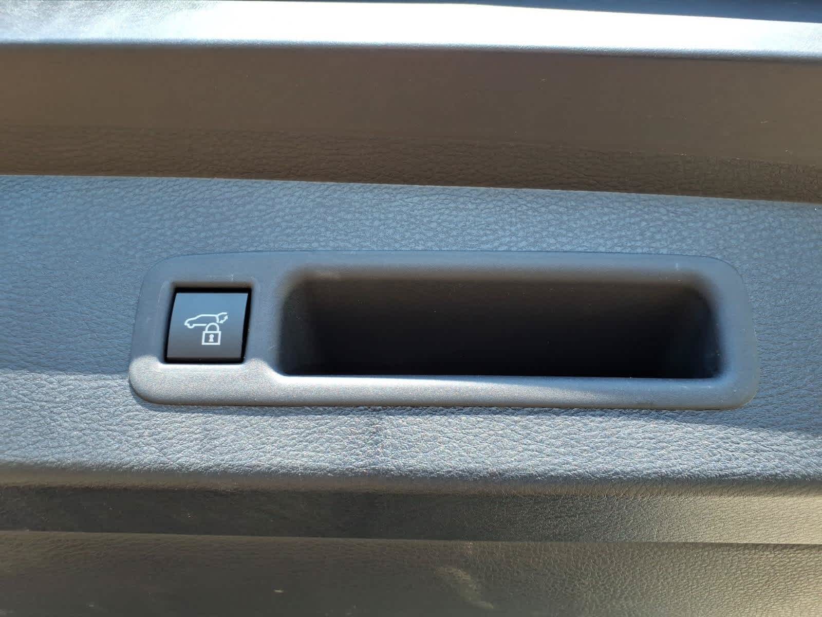 2026 Toyota Sienna XLE FWD 8-Passenger