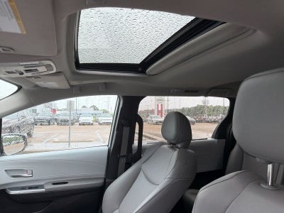 2025 Toyota Sienna XLE FWD 8-Passenger
