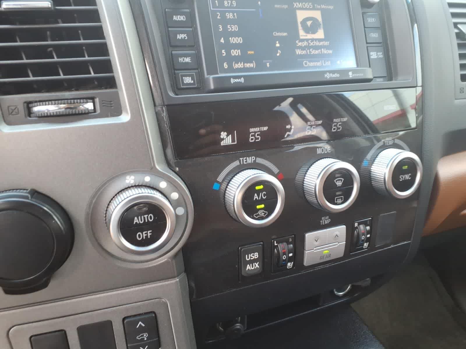 2017 Toyota Sequoia Platinum RWD
