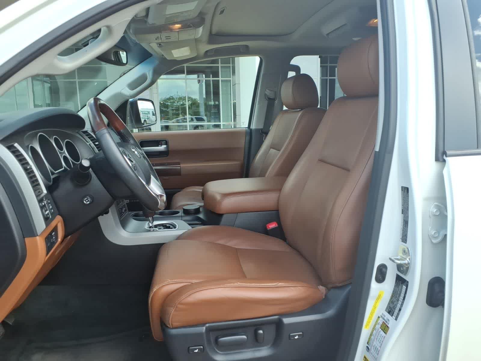 2017 Toyota Sequoia Platinum RWD