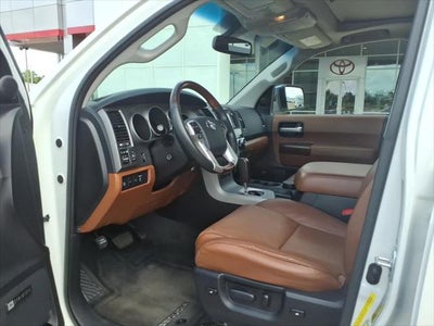 2017 Toyota Sequoia Platinum RWD