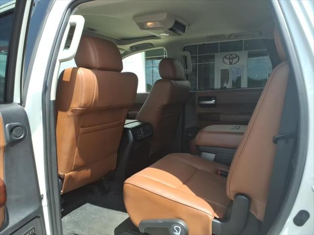 2017 Toyota Sequoia Platinum RWD