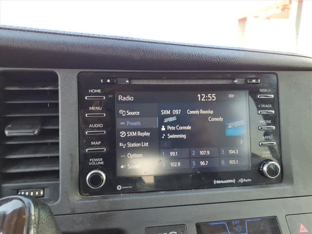 2019 Toyota Sienna XLE FWD 8-Passenger