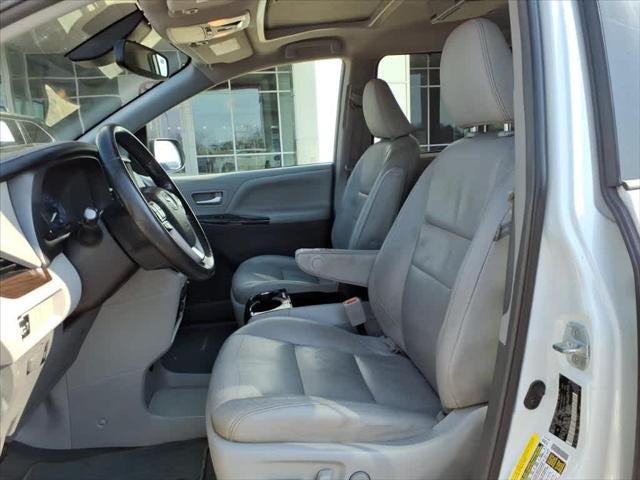2019 Toyota Sienna XLE FWD 8-Passenger