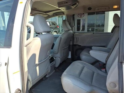 2019 Toyota Sienna XLE FWD 8-Passenger