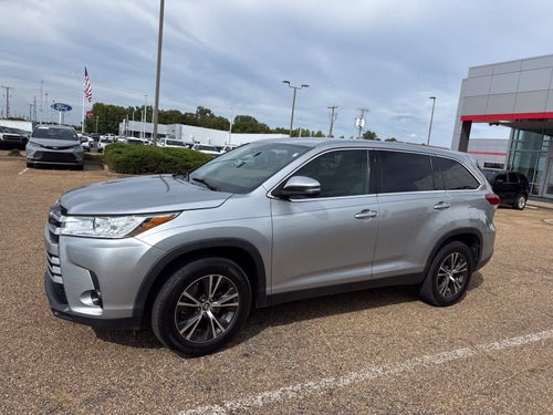 2019 Toyota Highlander LE I4 FWD