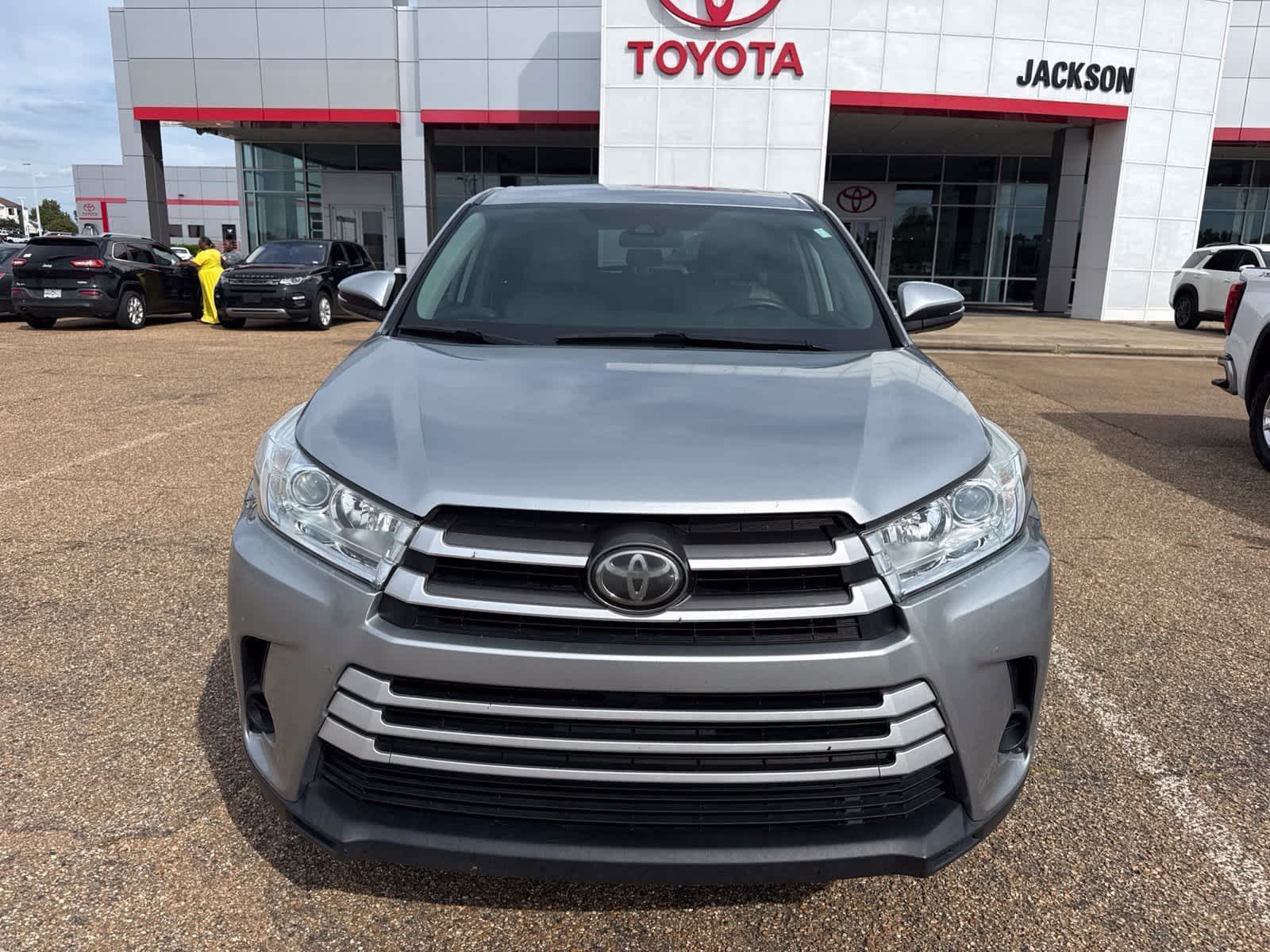 2019 Toyota Highlander LE I4 FWD