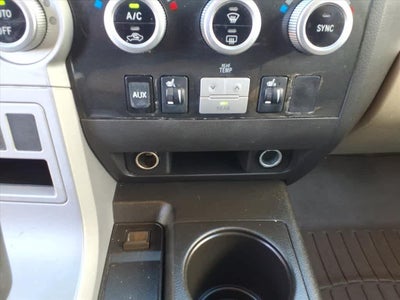 2008 Toyota Sequoia RWD 4dr LV8 6-Spd AT Ltd