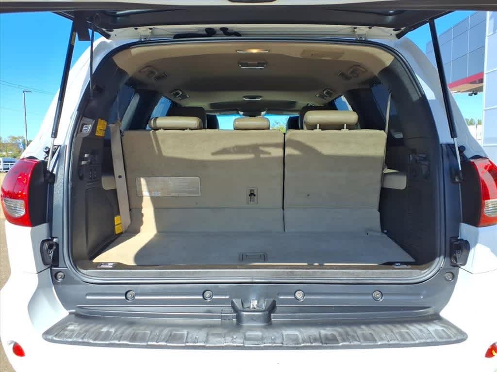 2008 Toyota Sequoia RWD 4dr LV8 6-Spd AT Ltd