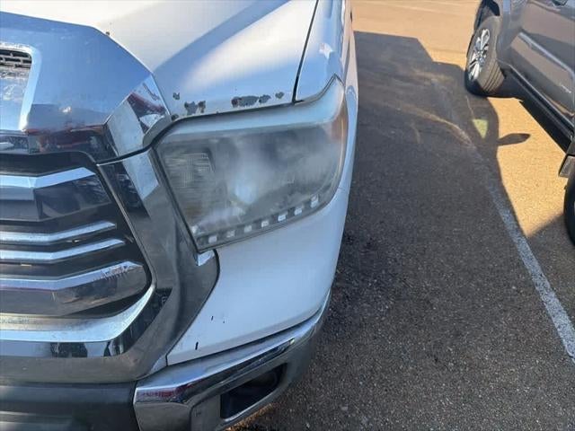 2017 Toyota Tundra SR5 CrewMax 5.5 Bed 5.7L FFV