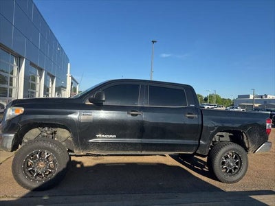 2014 Toyota Tundra CrewMax 5.7L FFV V8 6-Spd AT SR5