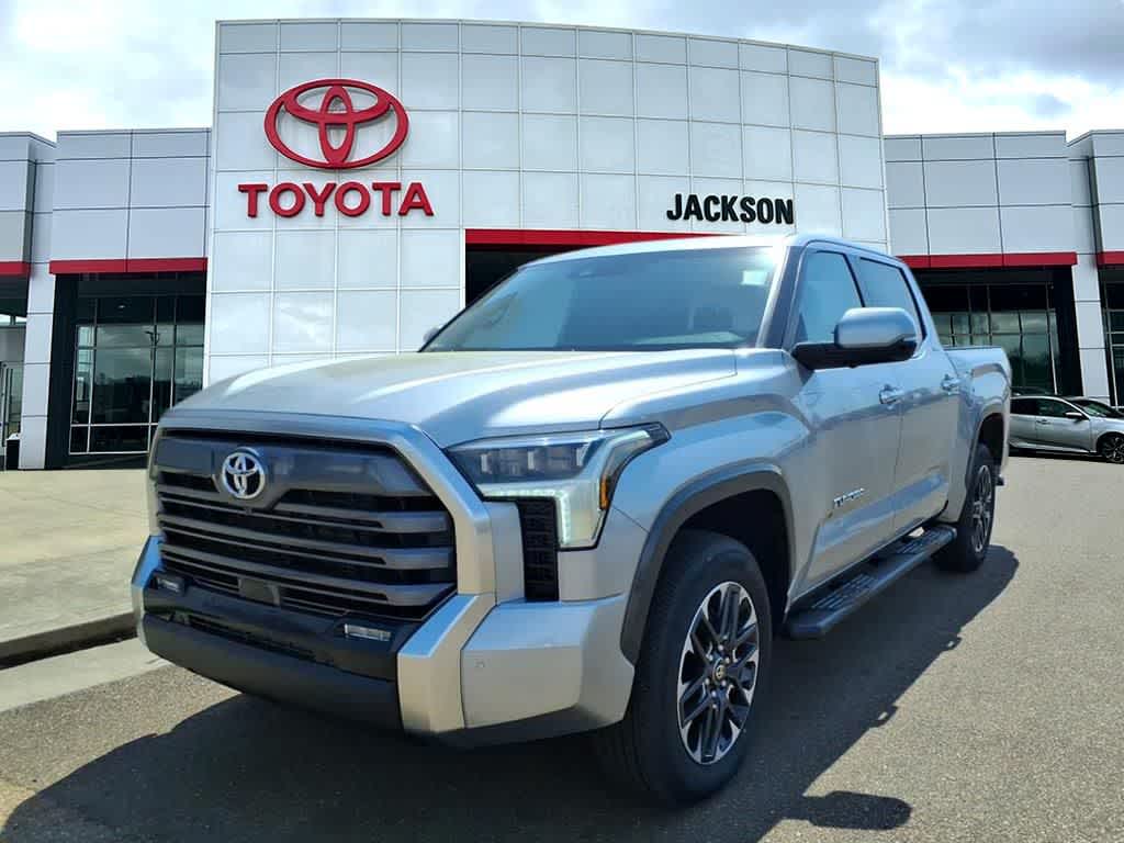 2026 Toyota Tundra Limited CrewMax 5.5 Bed