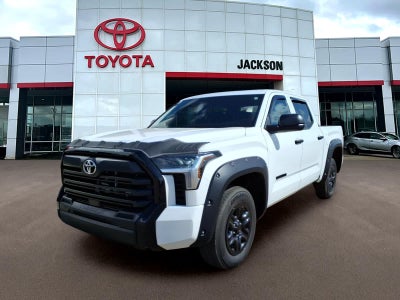 2025 Toyota Tundra SR CrewMax 5.5 Bed
