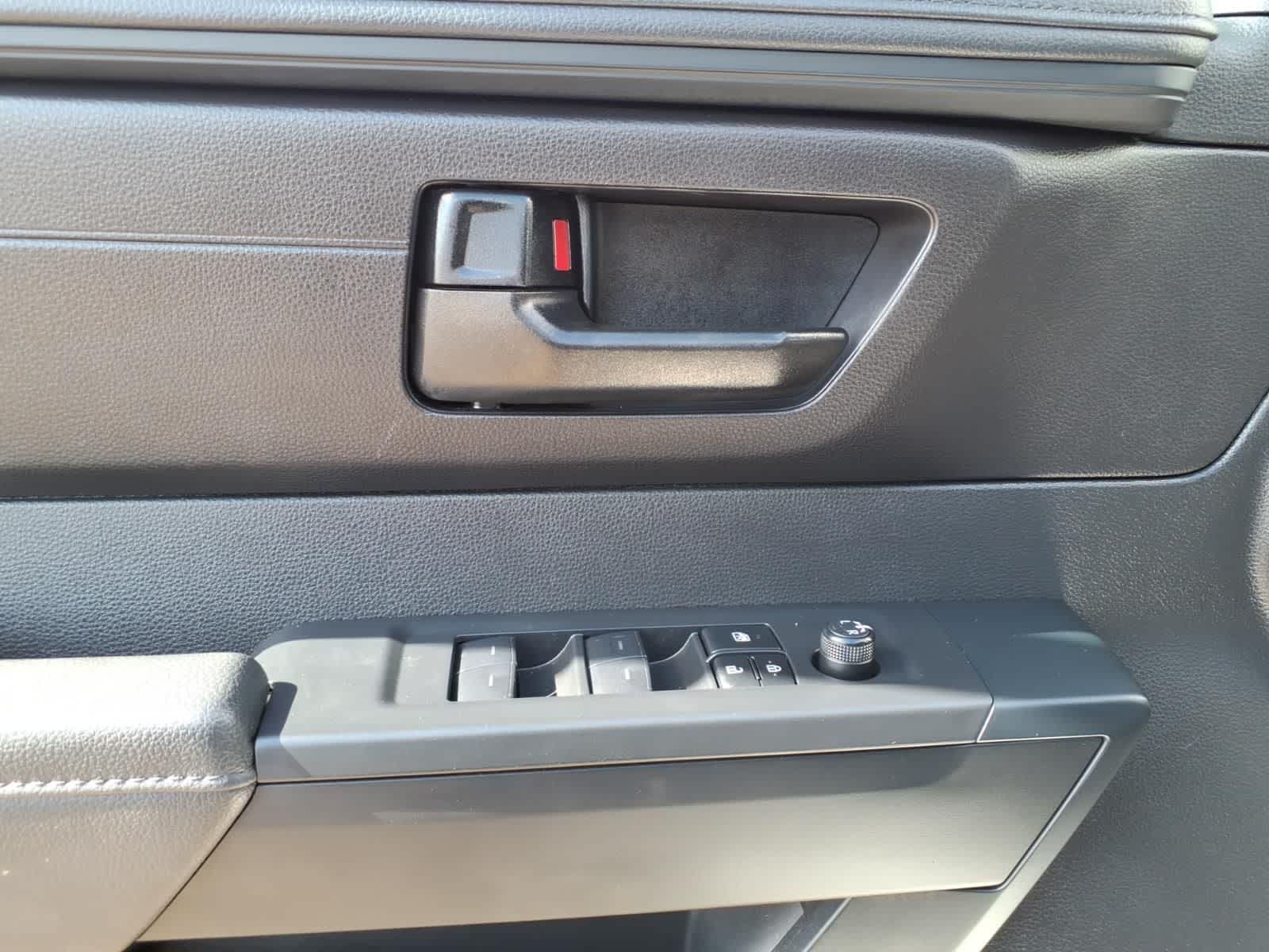 2025 Toyota Tundra SR CrewMax 5.5 Bed