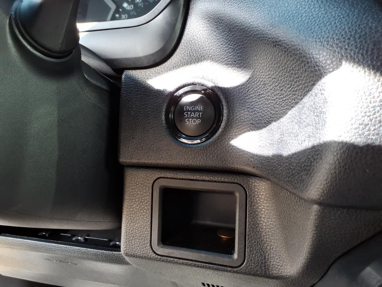 2025 Toyota Tundra SR CrewMax 5.5 Bed