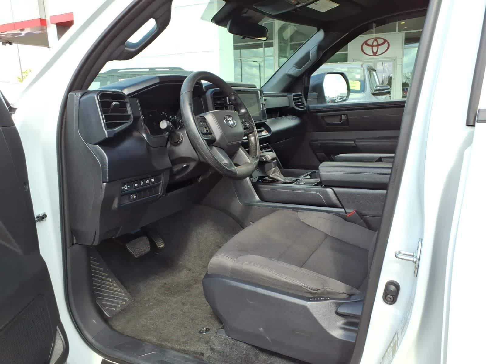 2025 Toyota Tundra SR CrewMax 5.5 Bed