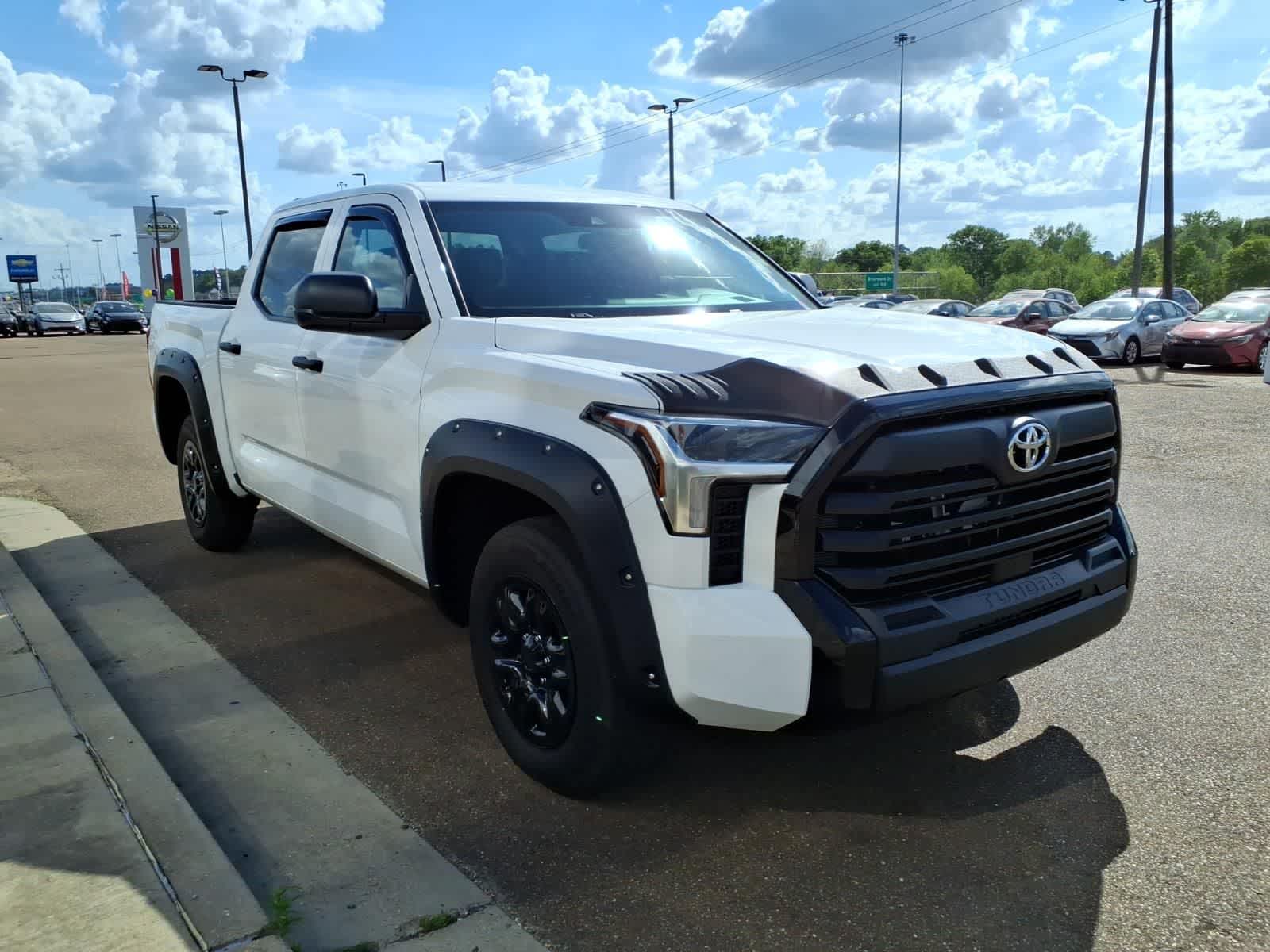 2025 Toyota Tundra SR CrewMax 5.5 Bed
