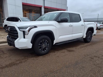 2024 Toyota Tundra SR5 CrewMax 5.5 Bed