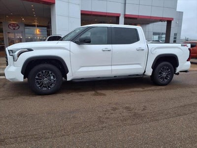 2024 Toyota Tundra SR5 CrewMax 5.5 Bed