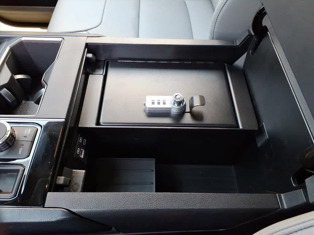 2026 Toyota Tundra SR5 CrewMax 5.5 Bed