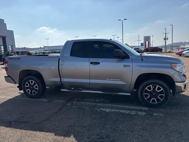 2016 Toyota Tundra Double Cab 5.7L V8 6-Spd AT SR5