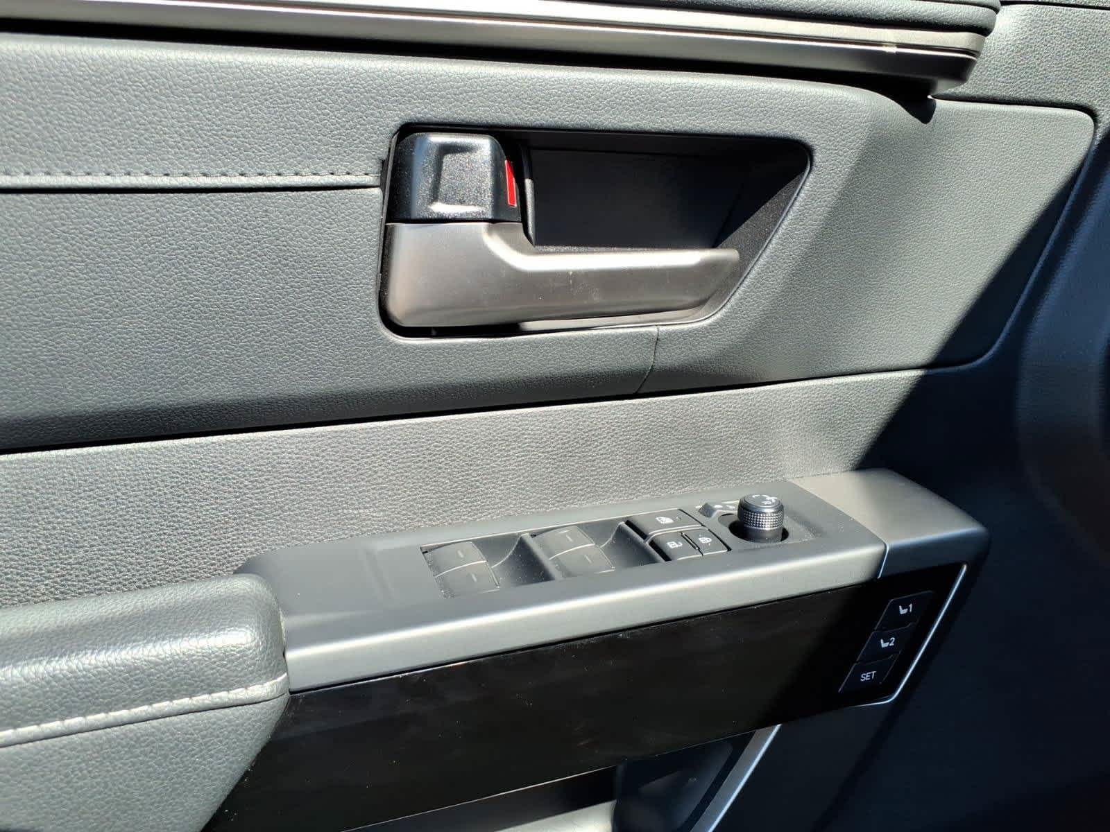 2026 Toyota Tundra Limited CrewMax 5.5 Bed