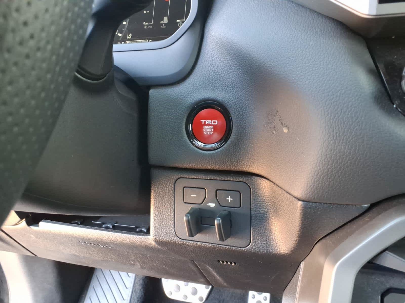 2026 Toyota Tundra Limited CrewMax 5.5 Bed