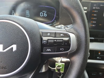 2025 Kia Sportage LX FWD