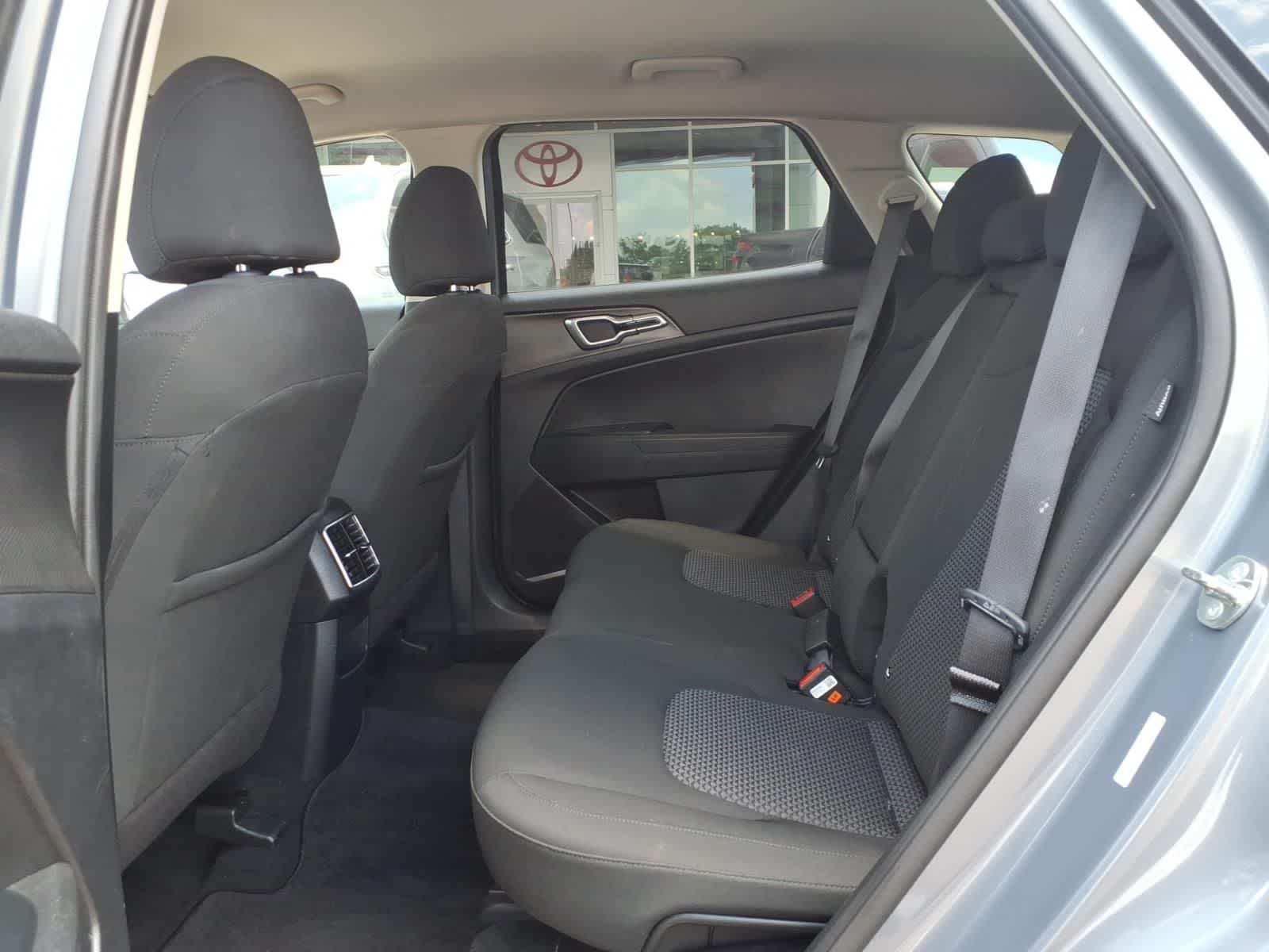 2025 Kia Sportage LX FWD