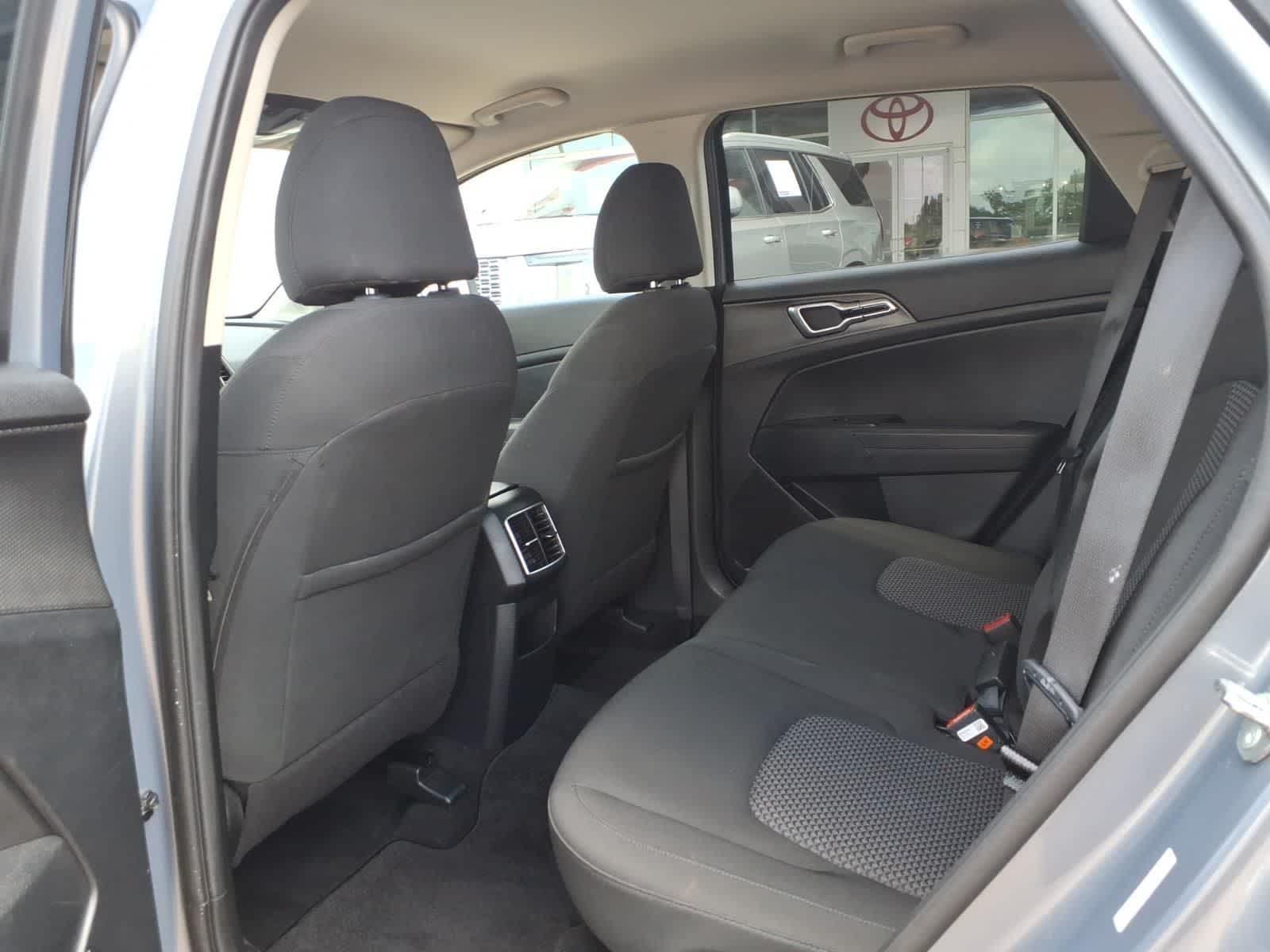 2025 Kia Sportage LX FWD